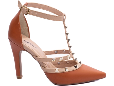 Sapato Scarpin Caramelo Com Pir�mide Dourado